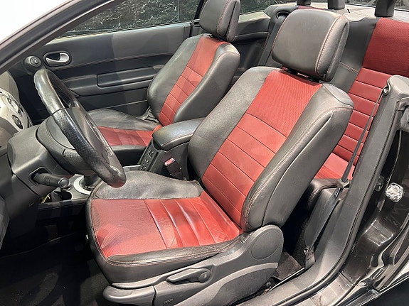 Renault Megane 12 of 21