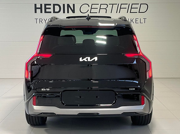 Kia EV9 7 of 13