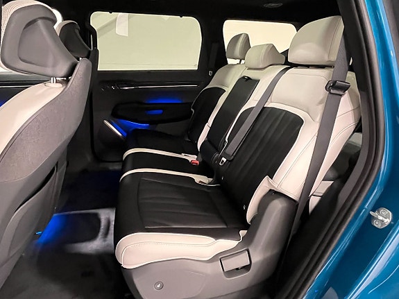 Kia EV9 11 of 13