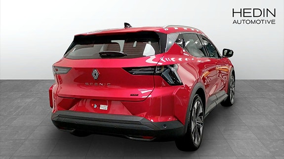 Renault Scenic E-Tech 2 of 5