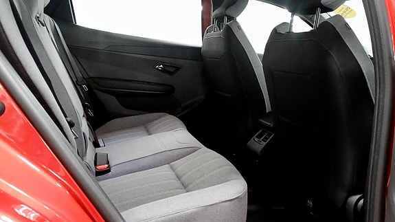 Renault Scenic E-Tech 5 of 5