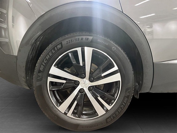 Peugeot 3008 14 of 15