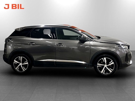 Peugeot 3008 13 of 15