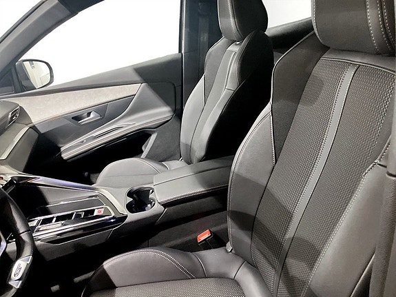 Peugeot 3008 5 of 5