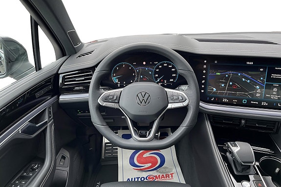Volkswagen Touareg 12 of 22