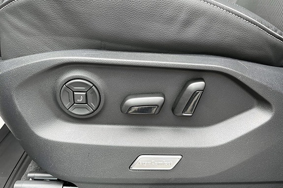 Volkswagen Touareg 19 of 22