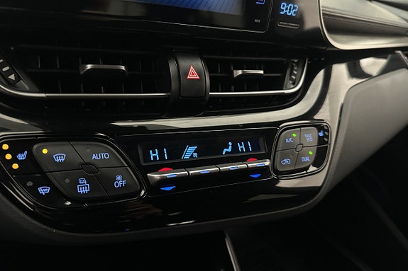 Toyota C-HR 19 of 24