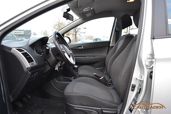 Hyundai i20 9 of 20