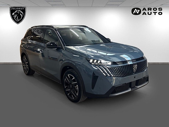 Peugeot 5008 3 of 5