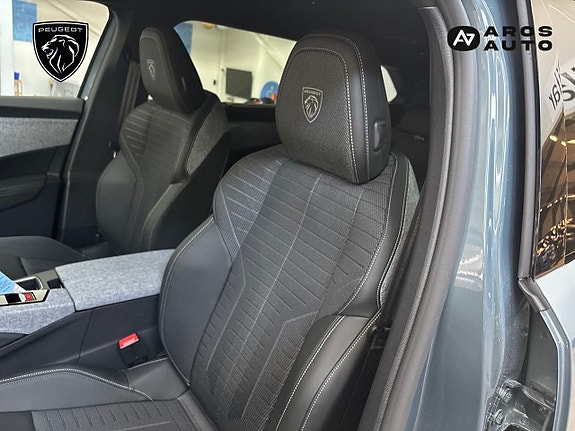 Peugeot 5008 10 of 24