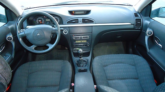 Renault Laguna 18 of 19
