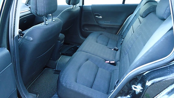 Renault Laguna 15 of 19