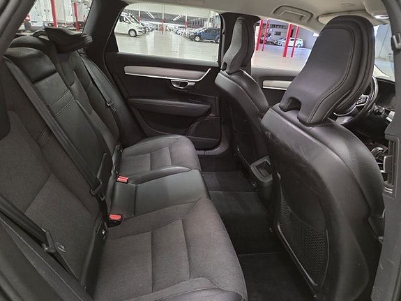 Volvo V90 5 of 5