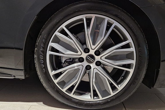Audi A5 7 of 24