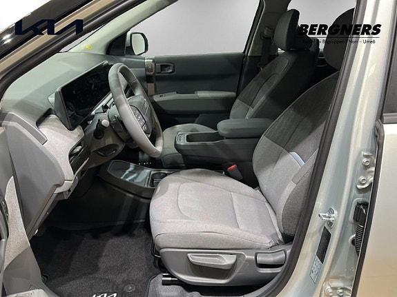 Kia EV3 8 of 15