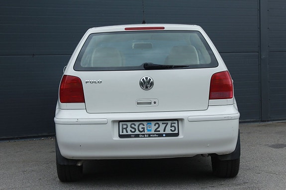 Volkswagen Polo 8 of 13