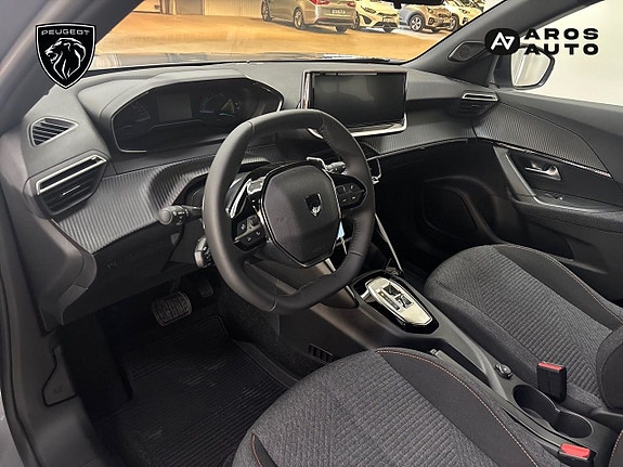 Peugeot 2008 10 of 16