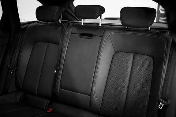 Audi A6 17 of 25
