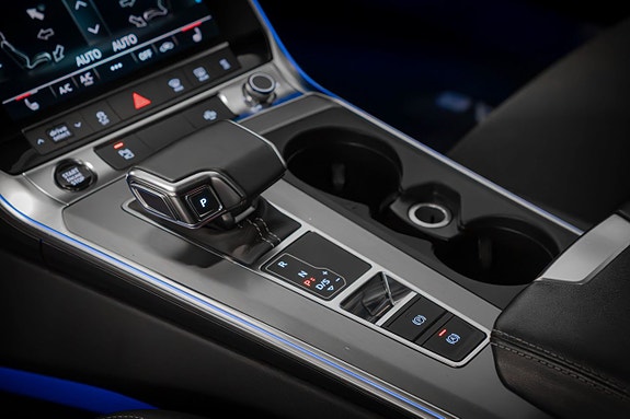 Audi A6 8 of 25