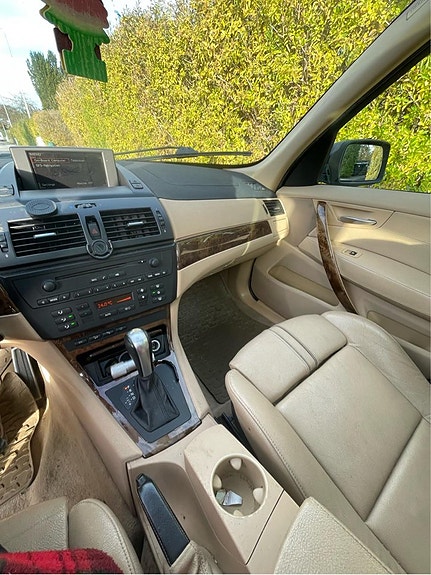 BMW X3 10 of 11