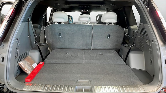 Kia EV9 16 of 18