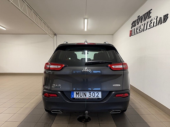 Jeep Cherokee 4 of 11