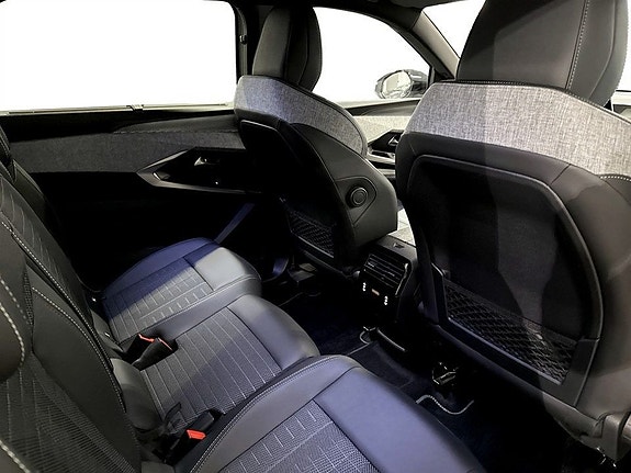Peugeot 5008 15 of 18