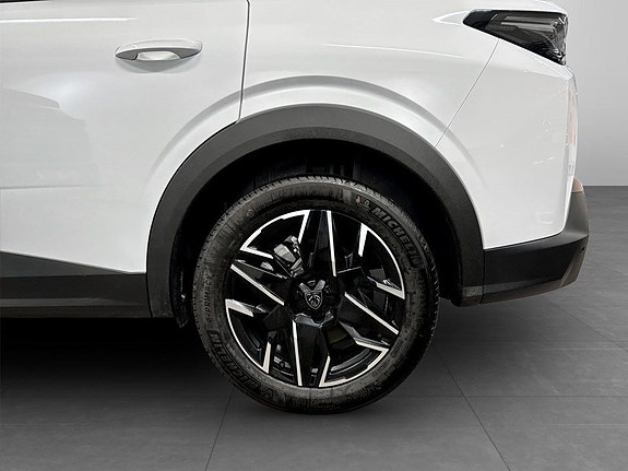 Peugeot 5008 17 of 18