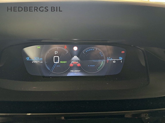 Peugeot e-308 10 of 17