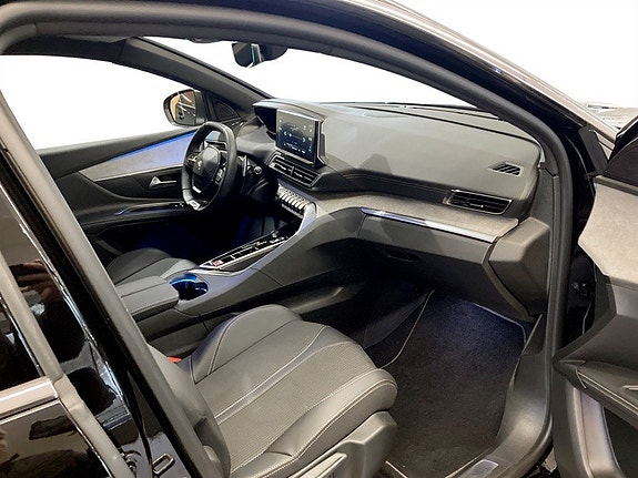 Peugeot 5008 7 of 18