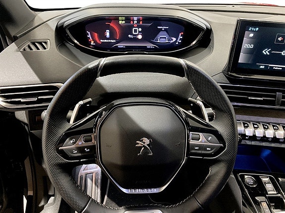 Peugeot 5008 8 of 18
