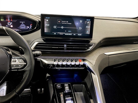 Peugeot 5008 10 of 18