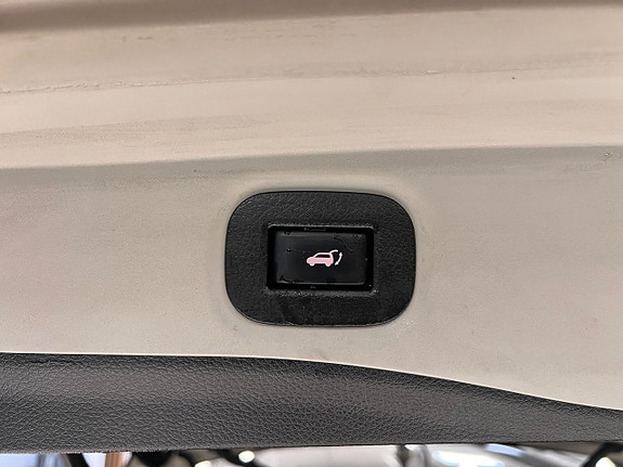 Nissan X-Trail 21 of 26