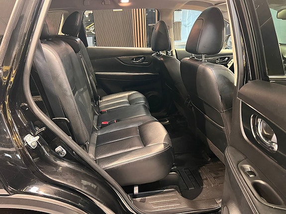 Nissan X-Trail 17 of 26