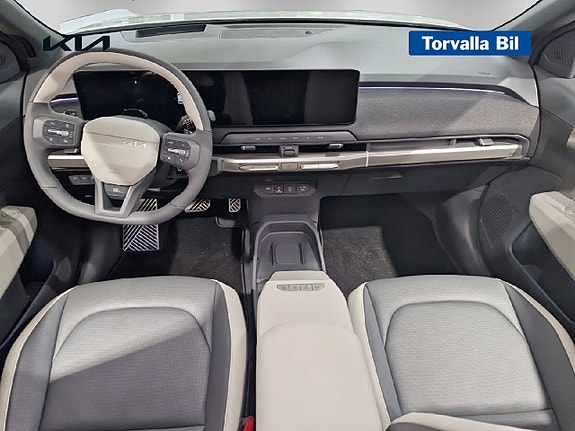 Kia EV3 7 of 14