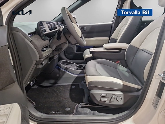 Kia EV3 8 of 14