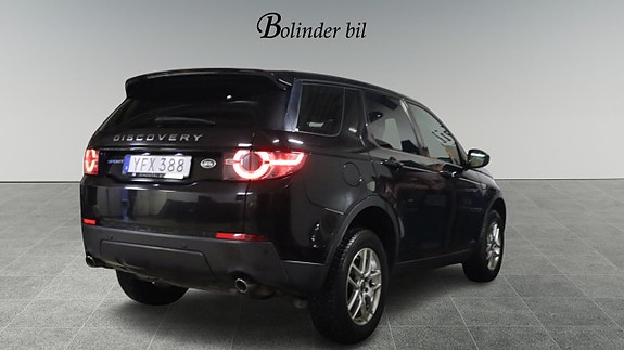 Land Rover Discovery Sport 4 of 5