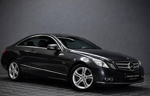 Mercedes-Benz E220 3 of 5