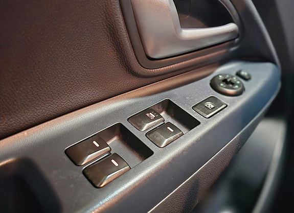 Kia Rio 25 of 27