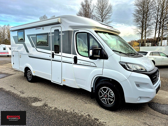 Adria Compact