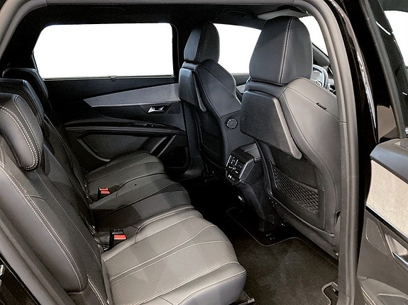 Peugeot 5008 14 of 17