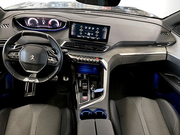 Peugeot 5008 7 of 17