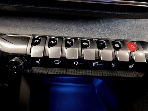 Peugeot 5008 11 of 17