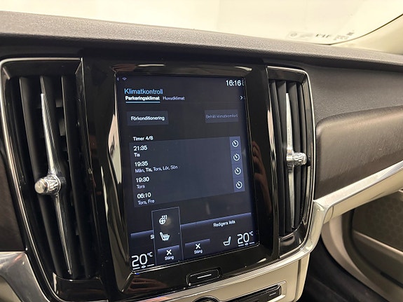 Volvo V90 Cross Country 21 of 26
