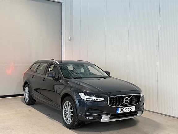 Volvo V90 Cross Country