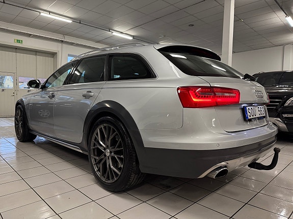 Audi A6 allroad 5 of 5