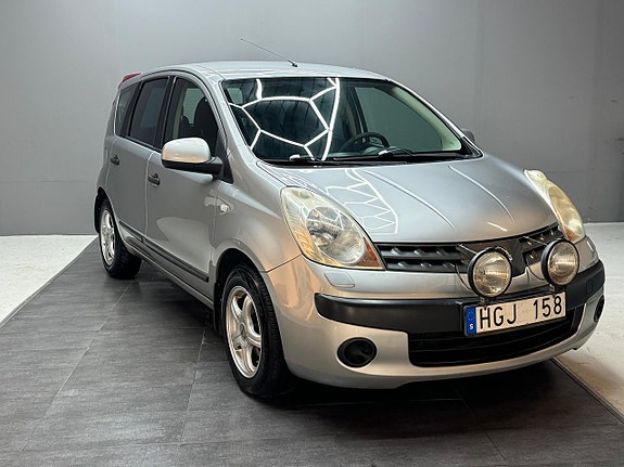 Nissan Note 2 of 5
