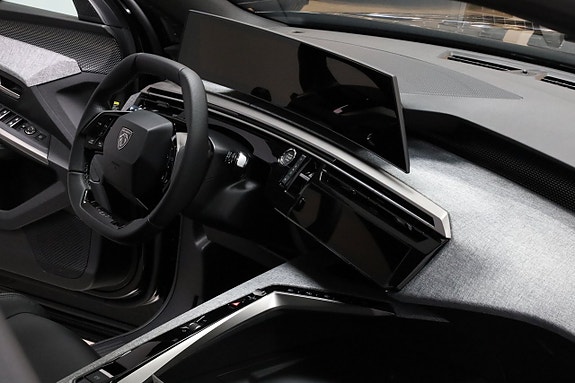 Peugeot 5008 23 of 30
