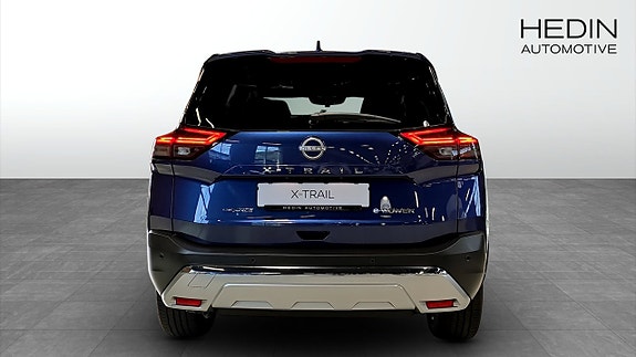 Nissan X-Trail 7 of 16