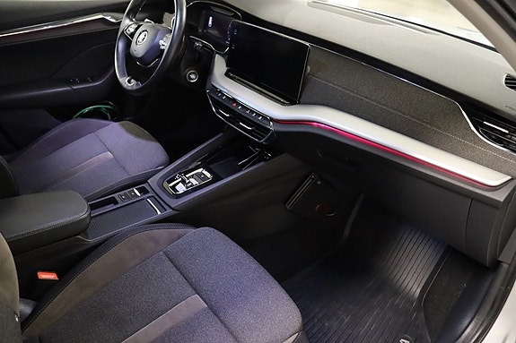 Skoda Octavia Scout 10 of 19